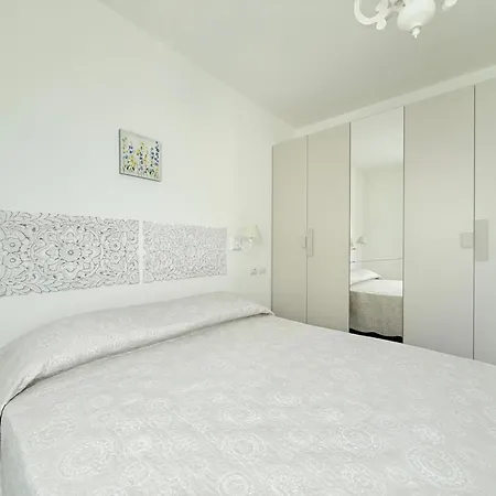 S358 - Sirolo, Bilocale Con Giardino E Parcheggio * 锡罗洛